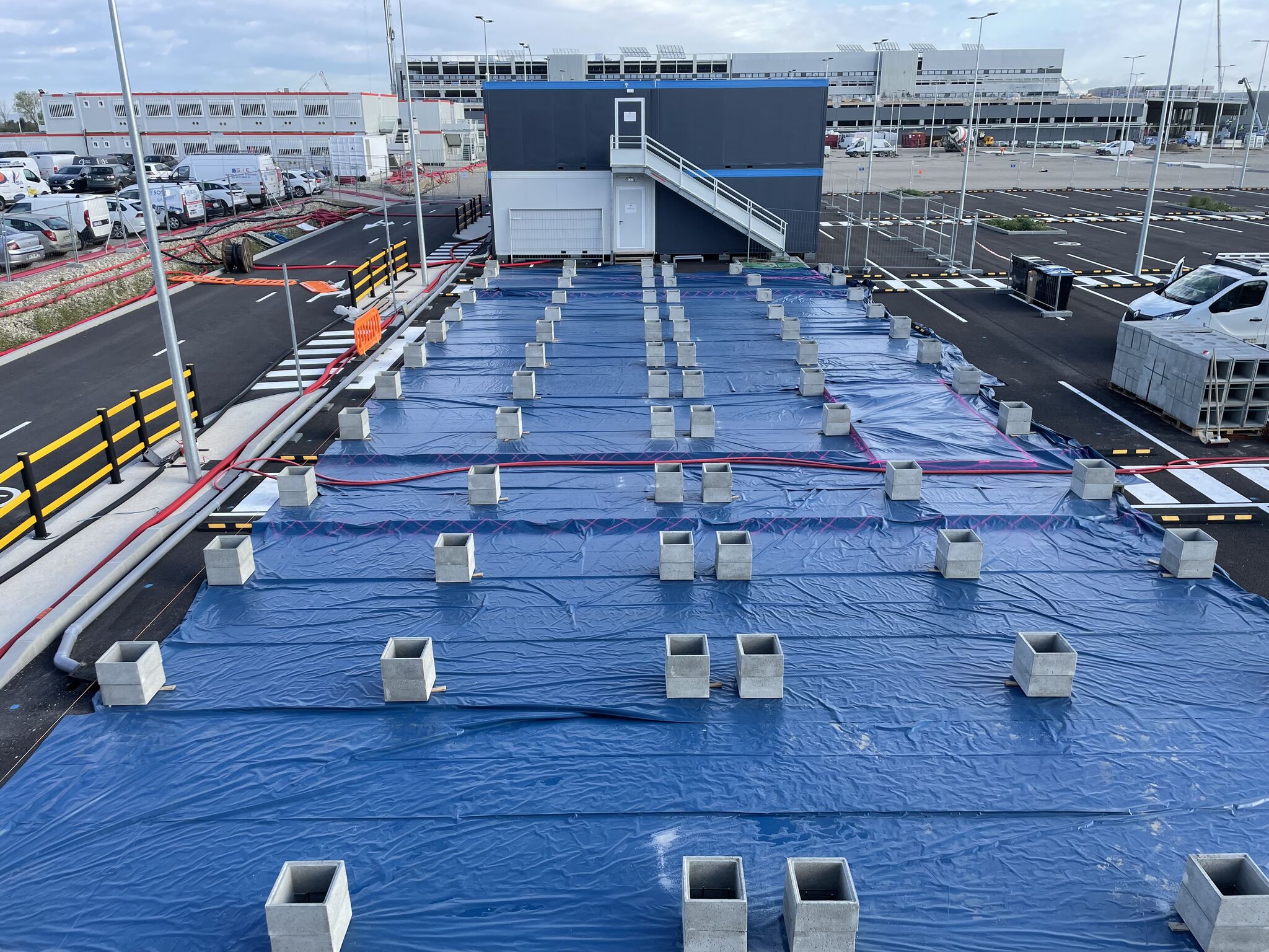 Realisation de 80 plots de fondation pour une base-vie sur le chantier LYS2 - AMAZON-3