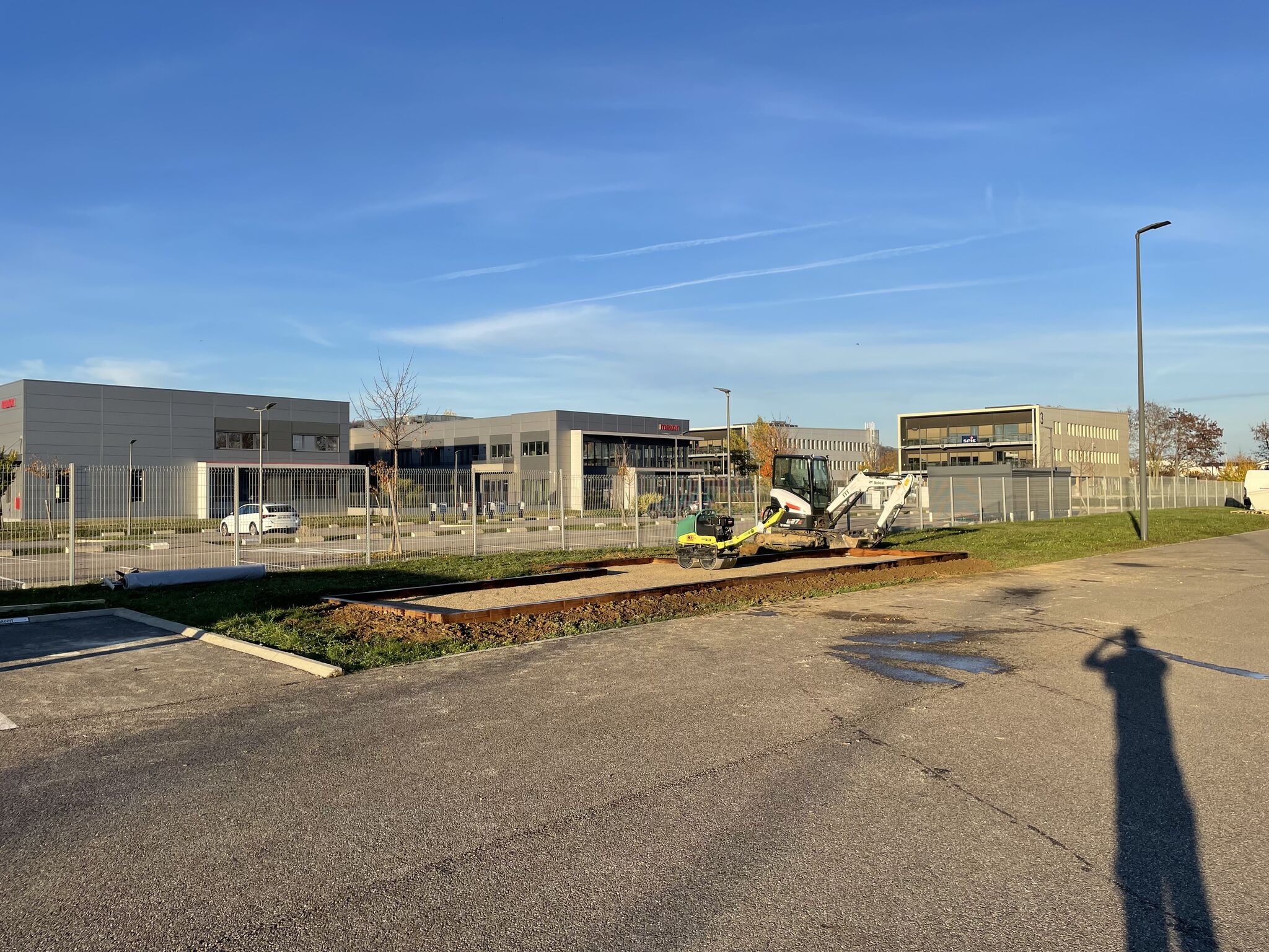 Realisation d’un terrain de pétanque pour le client LM ENERGIES à Beynost. - 5